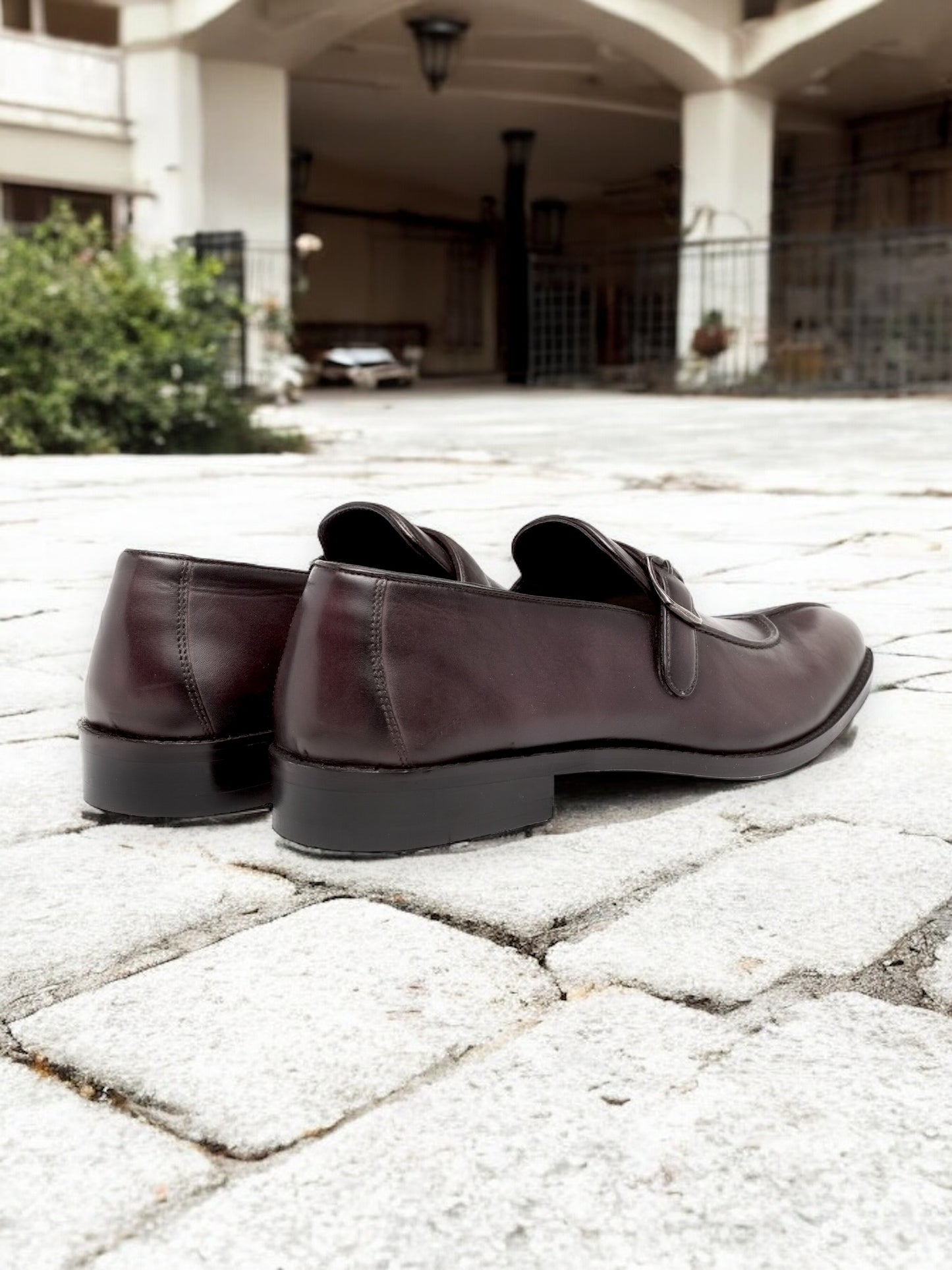 Oxmoor Buckle – Leather Buckled Slip-On Loafers