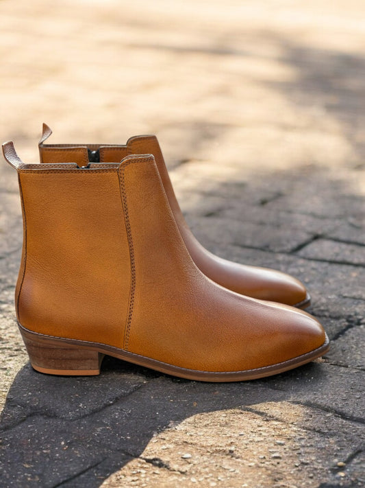 Amber Herald – Golden Brown Chelsea