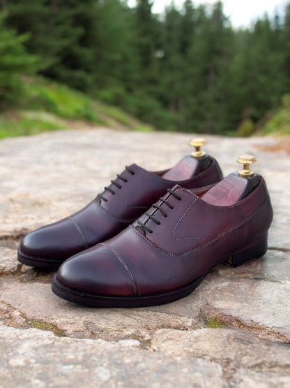 Bordeaux Lineage – Cap Toe Leather Oxford