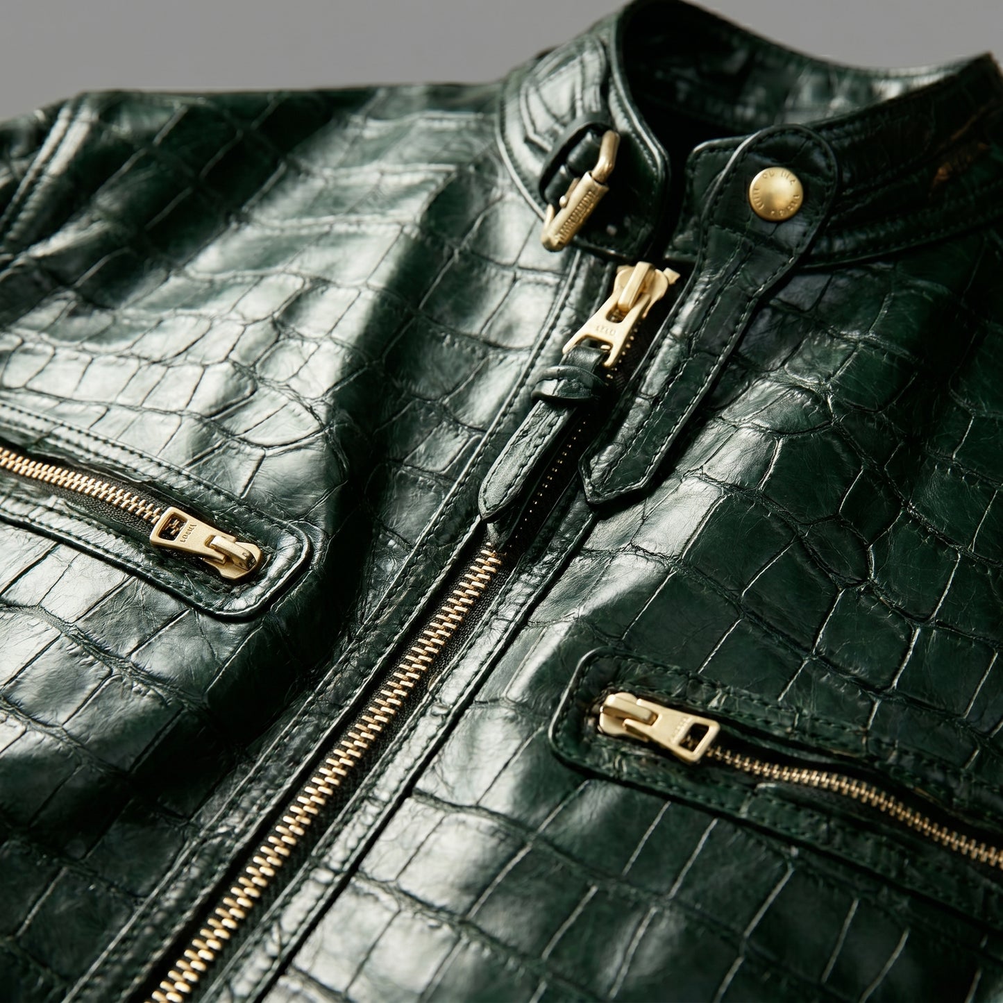 THE EMERALD CROC RACER