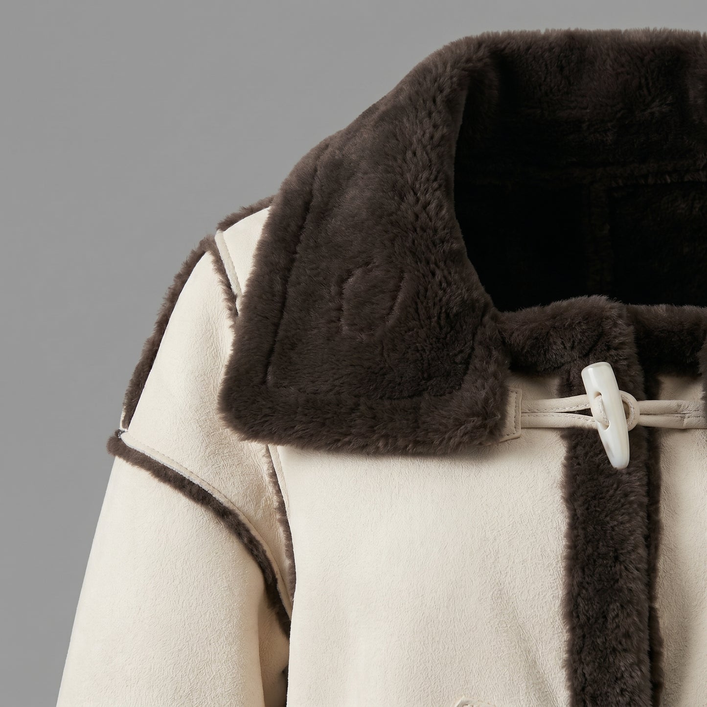THE ALPINE SHEARLING TOGGLE